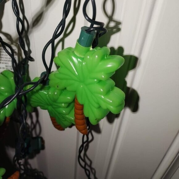 Palm Tree String Lights Tropical Decor Party Indoor/Outdoor 10 Bulbs Green Wire - Picture 7 of 8